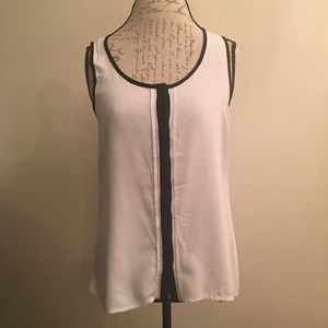 Spence High low button down ❤️